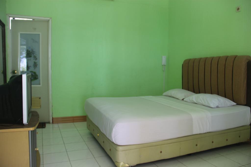 Pasir Putih Resort Bengkulu Buitenkant foto